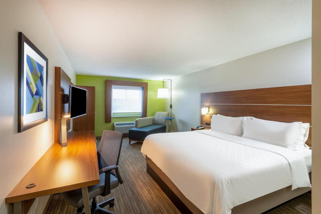 Holiday Inn Express Vermilion By Ihg Екстер'єр фото